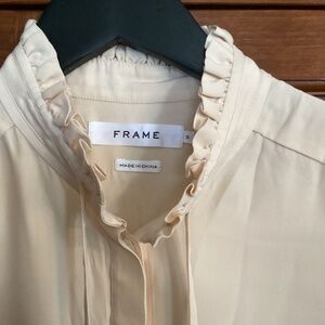 Frame silk sleeveless blouse size small